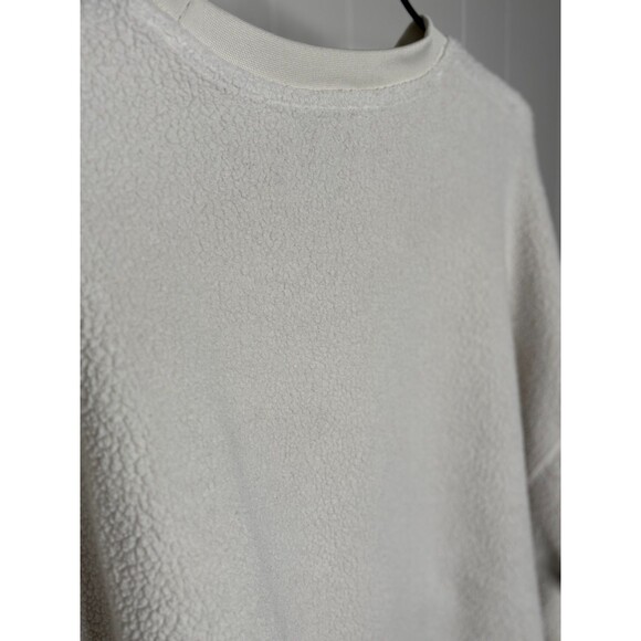 Nike Women's White Ivory Cropped Sherpa Fleece‎ Oversized Sweatshirt Sz L Large - Picture 6 of 8